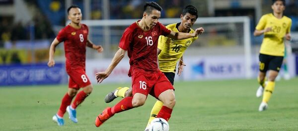 Pha đi bóng của Hùng Dũng - Sputnik Việt Nam