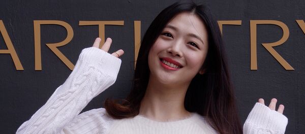 Nữ ca sĩ Sulli - Sputnik Việt Nam