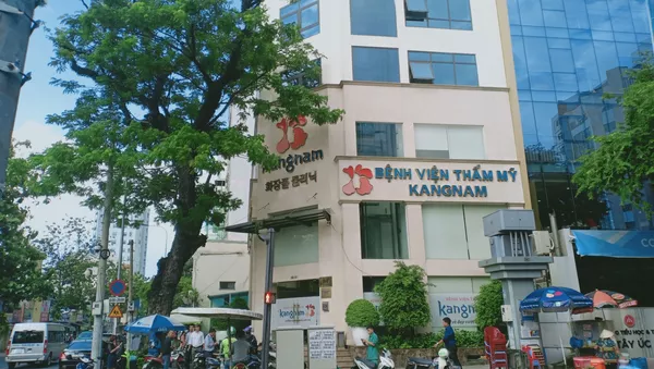 Bệnh viện thẩm mỹ Kangnam tại địa chỉ 84A, đường Bà Huyện Thanh Quan, quận 3, thành phố Hồ Chí Minh.