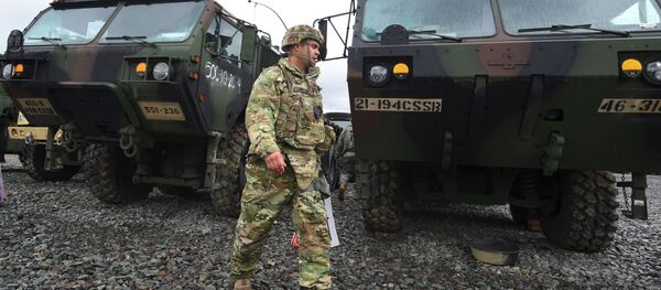 Sĩ quan Hải quân Hoa Kỳ trong cuộc tập trận trên bờ biển Pohang ở Hàn Quốc - Sputnik Việt Nam