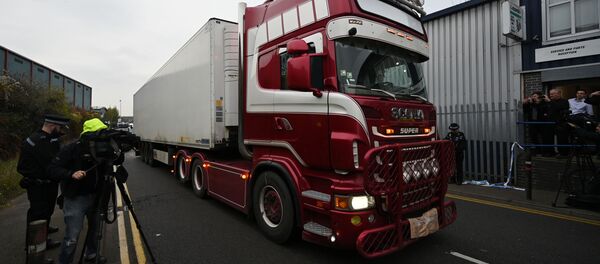 Một chiếc xe tải được tìm thấy trong 39 thi thể, Vương quốc Anh, Essex Một chiếc xe tải được tìm thấy trong 39 thi thể, Vương quốc Anh, Essex - Sputnik Việt Nam