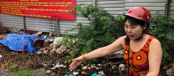 Một khách hàng bức xúc bị công ty Angel Lina lừa đảo hàng tỉ đồng khi mua dự án ma. - Sputnik Việt Nam