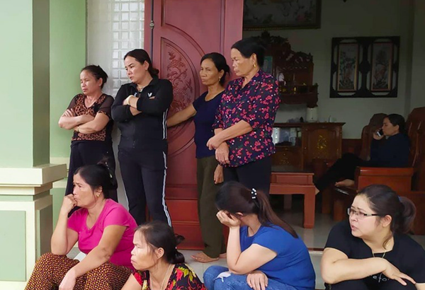 Hành trình xe container chở 39 thi thể ở Anh Hành trình xe container chở 39 thi thể ở Anh - Sputnik Việt Nam