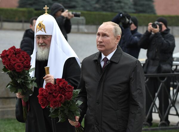 Tổng thống Vladimir Putin chúc mừng người dân Nga nhân Ngày Thống nhất Dân tộc Tổng thống Vladimir Putin chúc mừng người dân Nga nhân Ngày Thống nhất Dân tộc - Sputnik Việt Nam