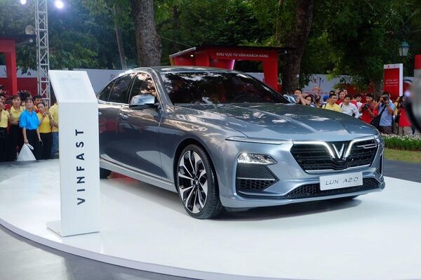 VinFast tài trợ 393 xe ôtô phục vụ các Hội nghị ASEAN năm 2020 VinFast tài trợ 393 xe ôtô phục vụ các Hội nghị ASEAN năm 2020 - Sputnik Việt Nam