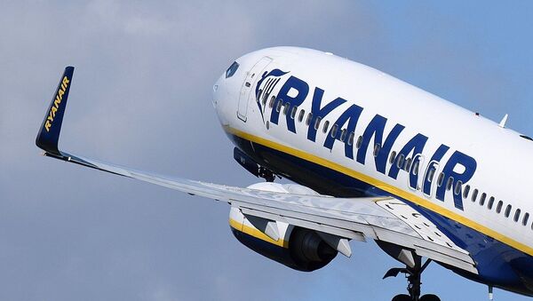 Boeing 737 Ryanair - Sputnik Việt Nam