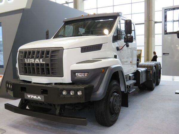 “Ural”- xe tải Nga đáp ứng mọi nhu cầu vận chuyển hàng hóa “Ural”- xe tải Nga đáp ứng mọi nhu cầu vận chuyển hàng hóa - Sputnik Việt Nam