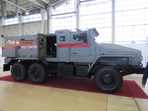 “Ural”- xe tải Nga đáp ứng mọi nhu cầu vận chuyển hàng hóa “Ural”- xe tải Nga đáp ứng mọi nhu cầu vận chuyển hàng hóa - Sputnik Việt Nam