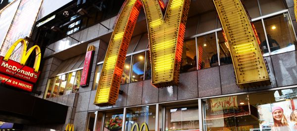 Nhà hàng thức ăn nhanh McDonald - Sputnik Việt Nam