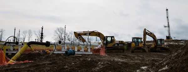 Cuộc cách mạng đòi hỏi sự hy sinh: tập đoàn đá phiến của Hoa Kỳ đang chuẩn bị nộp đơn xin phá sản Cuộc cách mạng đòi hỏi sự hy sinh: tập đoàn đá phiến của Hoa Kỳ đang chuẩn bị nộp đơn xin phá sản - Sputnik Việt Nam