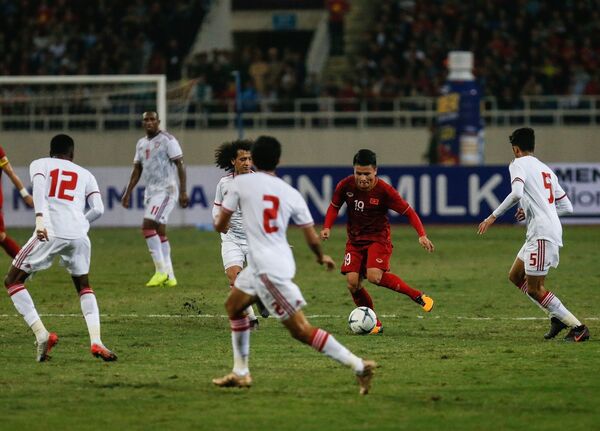 Sắc đẹp và tài năng: Những gương mặt nổi bật của truyền thông Việt Nam 2019 - Sputnik Việt Nam