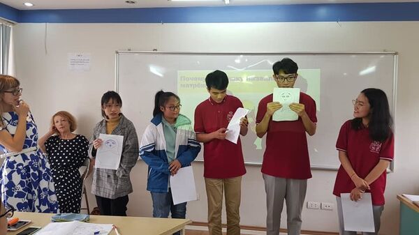 Dự án “Giờ học mở” - “làn gió mới” mới cho tiếng Nga tại Việt Nam - Sputnik Việt Nam