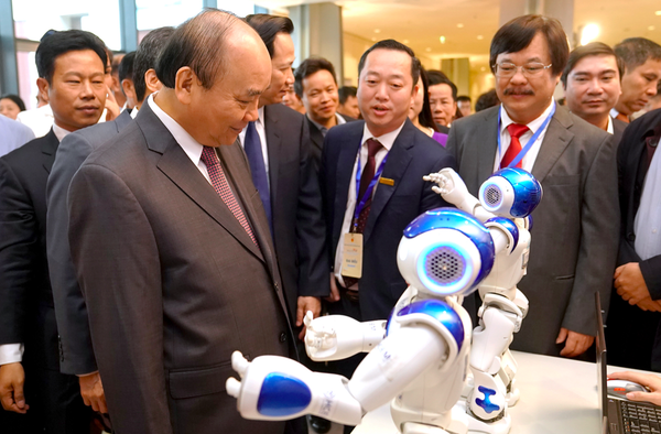 Thủ tướng tham dự Diễn đàn “Nâng tầm kỹ năng lao động Việt Nam” Thủ tướng tham dự Diễn đàn “Nâng tầm kỹ năng lao động Việt Nam” - Sputnik Việt Nam