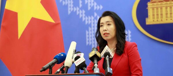 Người phát ngôn Bộ Ngoại giao Lê Thị Thu Hằng trả lời các câu hỏi của phóng viên trong nước và quốc tế. Người phát ngôn Bộ Ngoại giao Lê Thị Thu Hằng trả lời các câu hỏi của phóng viên trong nước và quốc tế. - Sputnik Việt Nam