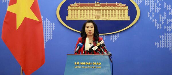 Người phát ngôn Bộ Ngoại giao Lê Thị Thu Hằng trả lời các câu hỏi của phóng viên trong nước và quốc tế. Người phát ngôn Bộ Ngoại giao Lê Thị Thu Hằng trả lời các câu hỏi của phóng viên trong nước và quốc tế. - Sputnik Việt Nam