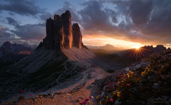 Ảnh đồi núi Tre Cime di Lavaredo ở Ý của Alex Armitage, người vào chung kết Historic Photographer of the Year 2019 - Sputnik Việt Nam