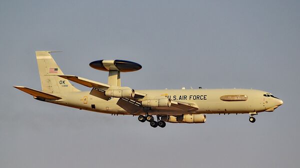 Radar cảnh báo sớm Boeing E-3 của Mỹ Sentry - Sputnik Việt Nam