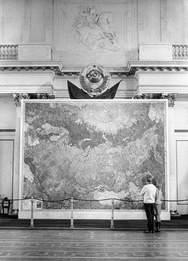 Ấn phẩm trực tuyến Trung Quốc: nếu Liên Xô không tan rã, thì bây giờ nó phát triển ở mức độ nào? - Sputnik Việt Nam