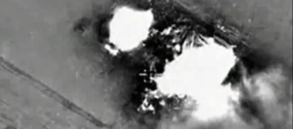 Cuộc không kích của máy bay Nga vào các vị trí của IS ở Syria - Sputnik Việt Nam