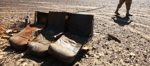 Những chiếc ghế hành khách tại hiện trường tai nạn Airbus A321 của Nga ở Ai Cập - Sputnik Việt Nam