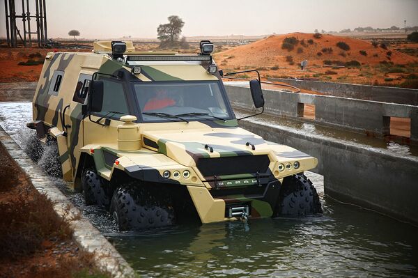 Cảnh sát Dubai đã tiếp nhận siêu xe địa hình của Nga Cảnh sát Dubai đã tiếp nhận siêu xe địa hình của Nga - Sputnik Việt Nam