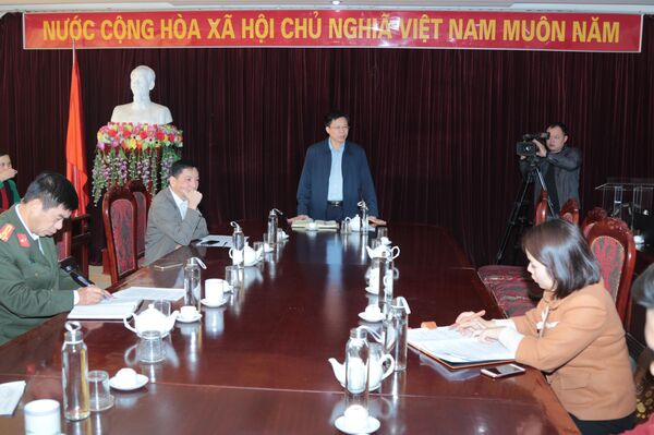 Thông tin chính thức vụ hàng loạt mộ liệt sĩ không có hài cốt, chỉ toàn đất đá Thông tin chính thức vụ hàng loạt mộ liệt sĩ không có hài cốt, chỉ toàn đất đá - Sputnik Việt Nam