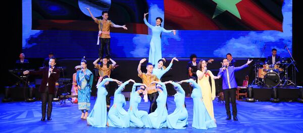 Một tiết mục tại Lễ khai mạc Tuần Văn hóa Việt Nam tại Lào 2019 - Sputnik Việt Nam