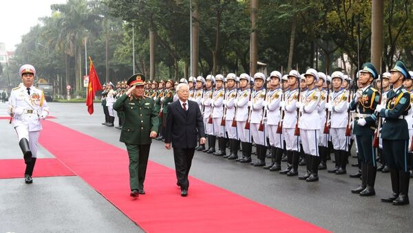  Tổng Bí thư, Chủ tịch nước Nguyễn Phú Trọng, Bí thư Quân ủy Trung ương duyệt đội danh dự Quân đội Nhân dân Việt Nam (ảnh tư liệu). - Sputnik Việt Nam