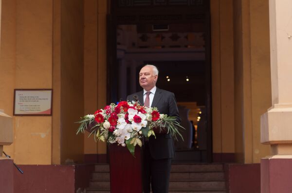 Triển lãm Thanh âm từ miền quá khứ tươi đẹp - Bộ sưu tập sứ Nga của Bảo tàng Hermitage” - Sputnik Việt Nam
