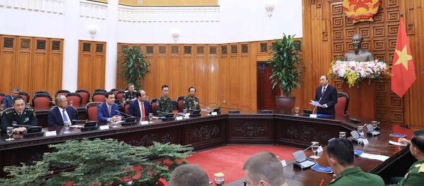 Thủ tướng Nguyễn Xuân Phúc phát biểu tại buổi tiếp Thủ tướng Nguyễn Xuân Phúc phát biểu tại buổi tiếp - Sputnik Việt Nam