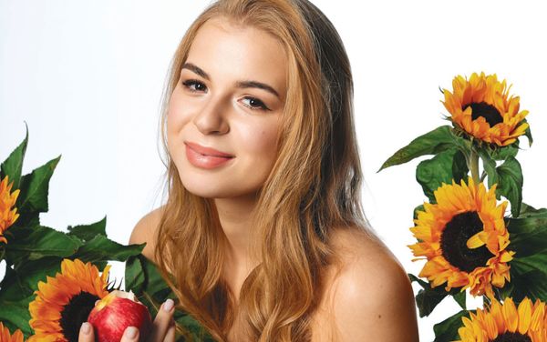 Nina Pirogova trong lịch năm mới của Liên đoàn khúc côn cầu nữ - Sputnik Việt Nam