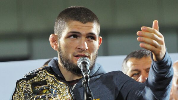 Nhà vô địch hạng nhẹ UFC hiện tại, Khabib Nurmagomedov - Sputnik Việt Nam