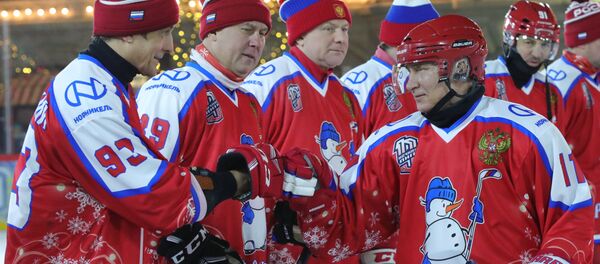 Trận đấu Giải khúc côn cầu trên băng ban đêm tại Quảng trường Đỏ Trận đấu Giải khúc côn cầu trên băng ban đêm tại Quảng trường Đỏ - Sputnik Việt Nam