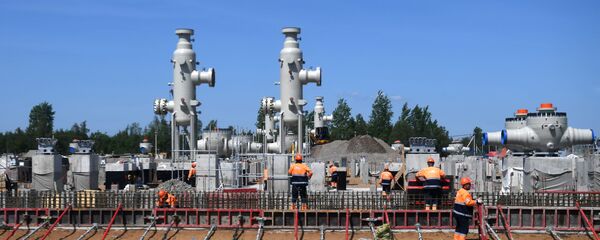 Công nhân xây dựng đường ống dẫn khí đốt «Dòng chảy phương Bắc – 2»  - Sputnik Việt Nam