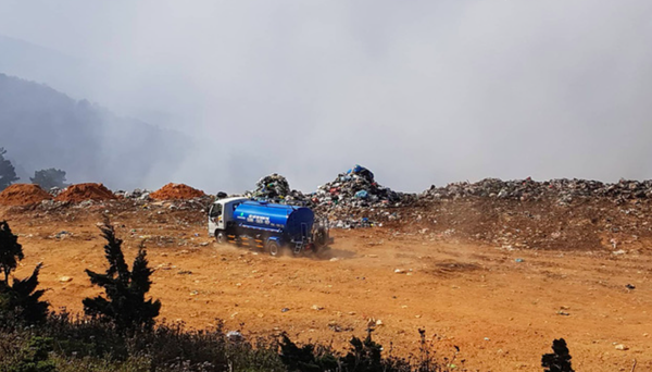 Đám cháy tại bãi rác Cam Ly kéo dài suốt 5 ngày đã cơ bản được khống chế - Sputnik Việt Nam