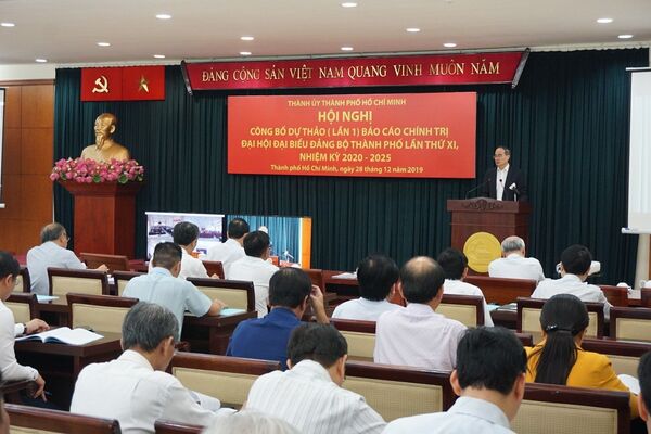 TP.HCM công bố dự thảo báo cáo chính trị Đại hội Đảng bộ lần thứ XI TP.HCM công bố dự thảo báo cáo chính trị Đại hội Đảng bộ lần thứ XI - Sputnik Việt Nam