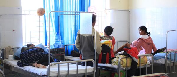 Các bệnh nhi được điều trị tại bệnh viên Đa Khoa Lâm Đồng. Các bệnh nhi được điều trị tại bệnh viên Đa Khoa Lâm Đồng. - Sputnik Việt Nam