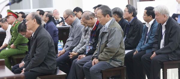 Các bị cáo tại phiên tòa - Sputnik Việt Nam