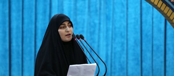 Con gái của Tướng Vệ binh Cách mạng Hồi giáo Qasem Soleimani, Zeynab Suleimani - Sputnik Việt Nam