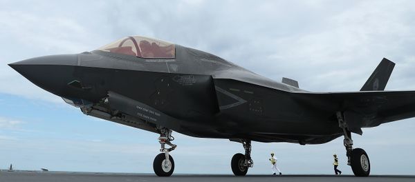 Máy bay tiêm kích bom F-35B của Mỹ  - Sputnik Việt Nam