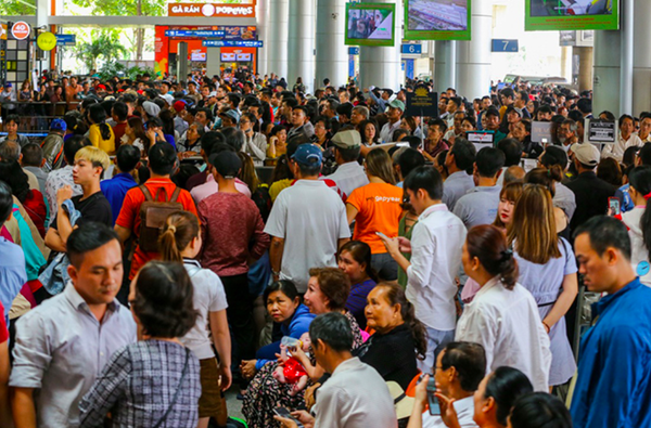 Hàng không Việt Nam tăng chuyến bay dịp Tết Nguyên đán Hàng không Việt Nam tăng chuyến bay dịp Tết Nguyên đán - Sputnik Việt Nam