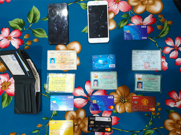 Bộ Công an triệt phá đường dây mua bán phần mềm gián điệp Bộ Công an triệt phá đường dây mua bán phần mềm gián điệp - Sputnik Việt Nam