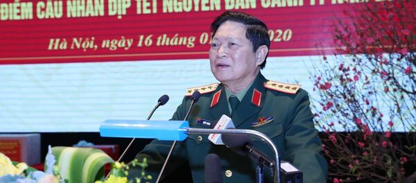 Bộ trưởng Bộ Quốc phòng Ngô Xuân Lịch phát biểu, chúc Tết lực lượng Bộ đội Biên phòng. - Sputnik Việt Nam
