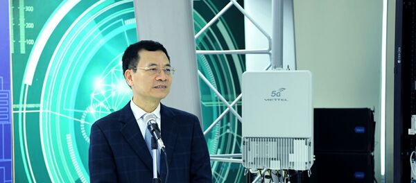 Bộ trưởng Bộ Thông tin và Truyền thông Nguyễn Mạnh Hùng phát biểu. - Sputnik Việt Nam