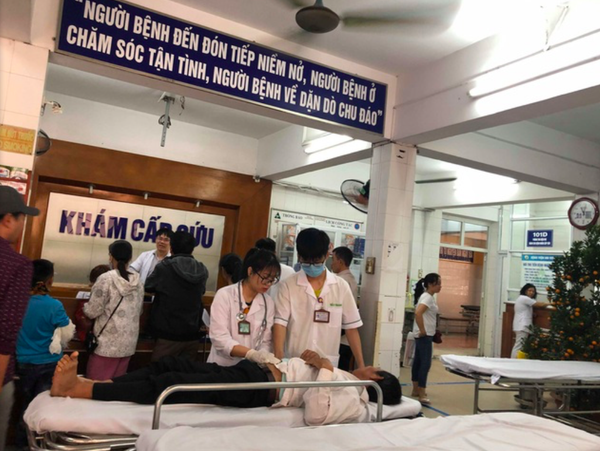 Số ca cấp cứu do tai nạn pháo nổ tăng gần 34% Số ca cấp cứu do tai nạn pháo nổ tăng gần 34% - Sputnik Việt Nam