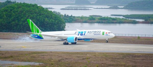 Từ ngày 1/1/2019, Bamboo Airways khai thác các chặng khứ hồi Hà Nội – TP. HCM bằng Boeing 787-9 Dreamliner - Sputnik Việt Nam