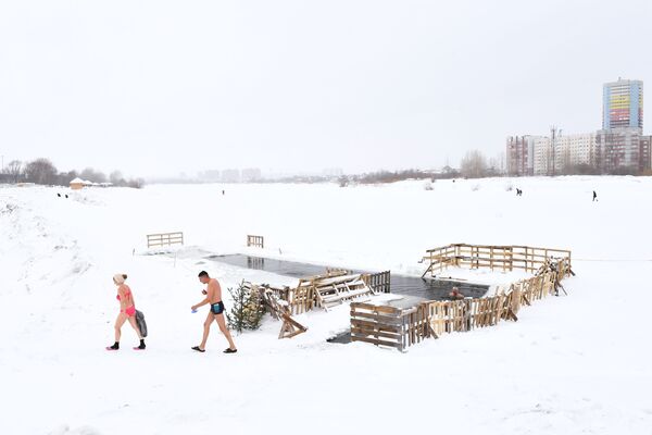 Các thành viên Câu lạc bộ rèn luyện sức khỏe ở thành phố Novosibirsk - Sputnik Việt Nam