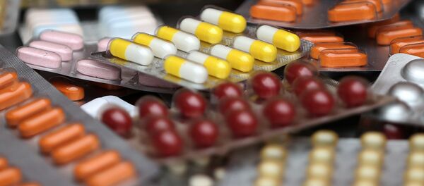 Máy tính bảng nhiều màu trong các gói khác nhau Máy tính bảng nhiều màu trong các gói khác nhau - Sputnik Việt Nam