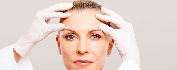 Người đẹp khám da - Sputnik Việt Nam