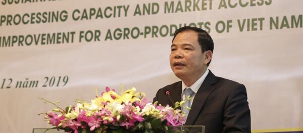 Bộ trưởng Bộ NN & PTNT Nguyễn Xuân Cường phát biểu tại hội nghị.  - Sputnik Việt Nam